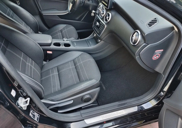 Mercedes-Benz Klasa A cena 85000 przebieg: 124000, rok produkcji 2015 z Katowice małe 106